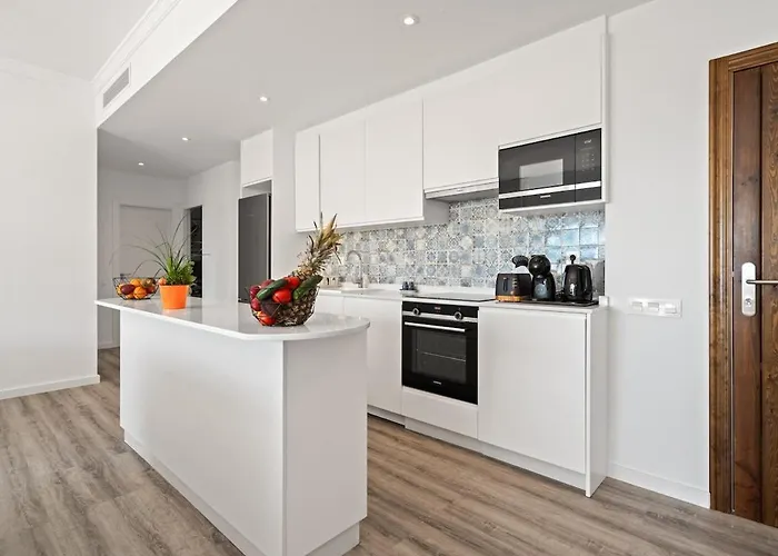 Stylish Ph With Private Rooftop & Sea Views Rdr497 Διαμέρισμα