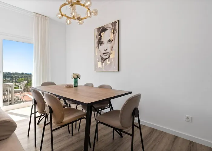 Stylish Ph With Private Rooftop & Sea Views Rdr497 *